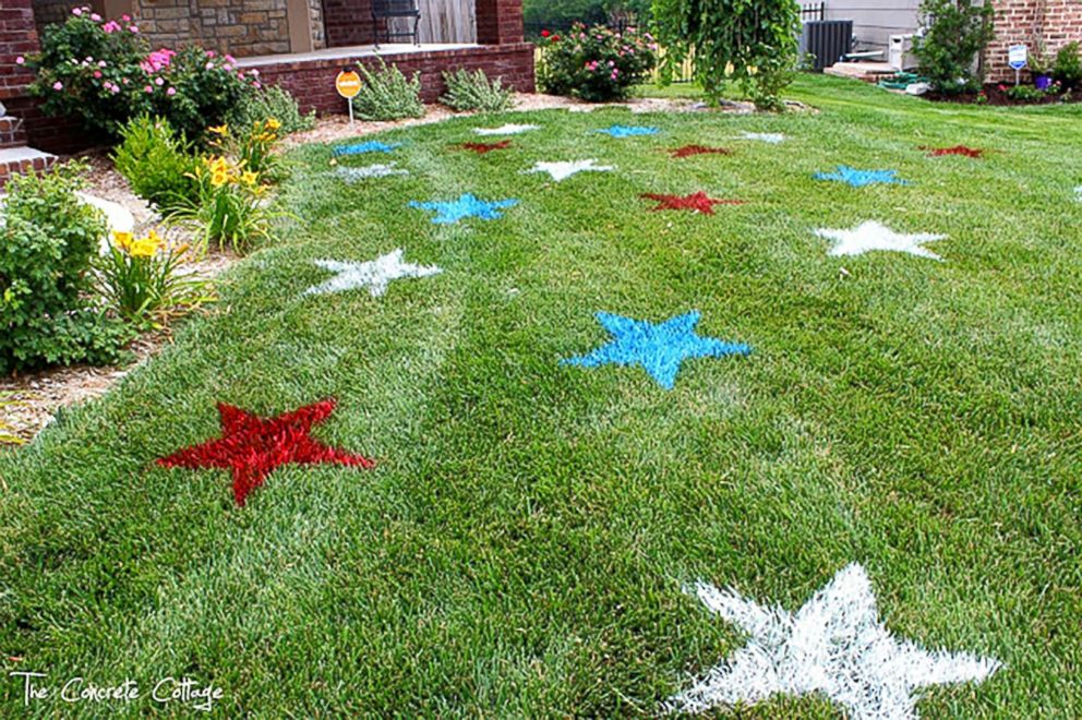 PHOTO: TheConcreteCottage.com Jeannine Dean demonstrates how to decorate your lawn with stars for Memorial Day.