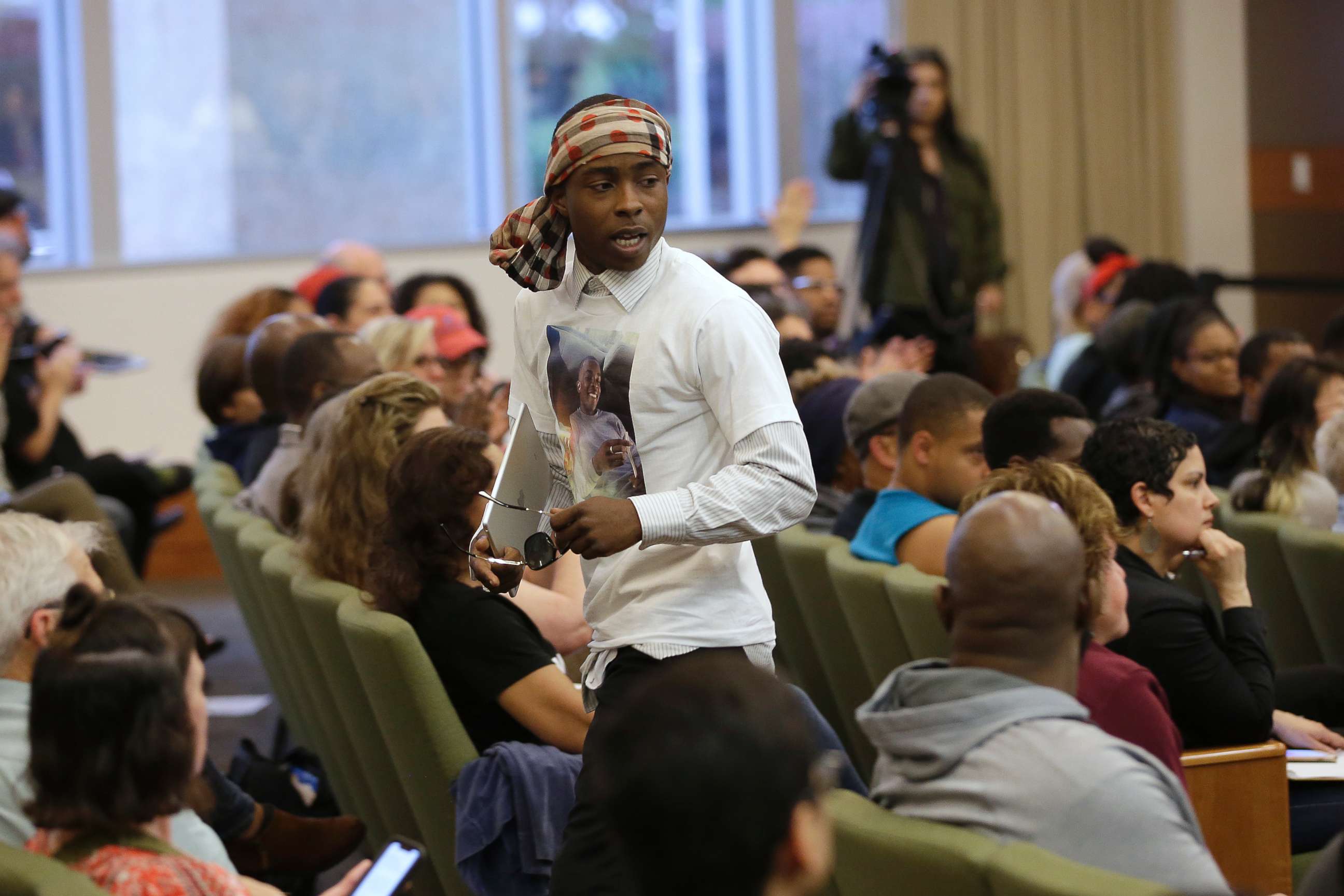 PHOTO: Stevante Clark, the brother of Stephon Clark, who was shot and killed by Sacramento police, leaves a meeting of the Sacramento City Council, Tuesday, April 10, 2018, in Sacramento, Calif.