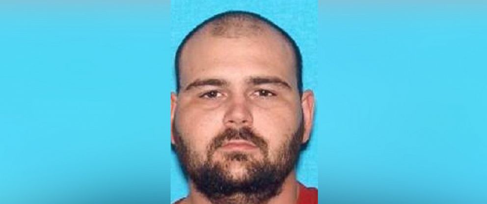 PHOTO: Steven Wiggins, pictured in a photograph released by the Tennessee Bureau of Investigation, is wanted in connection to an aggravated assault and theft and is considered a person of interest in the killing of a sheriff's deputy. 