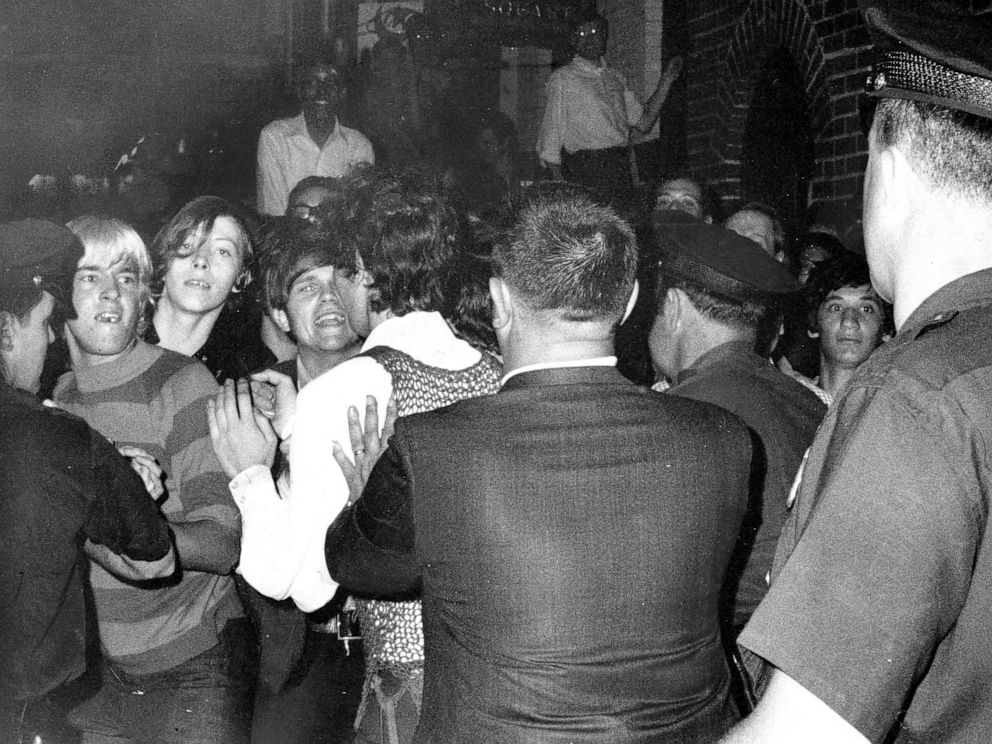 gay bars nyc 1969