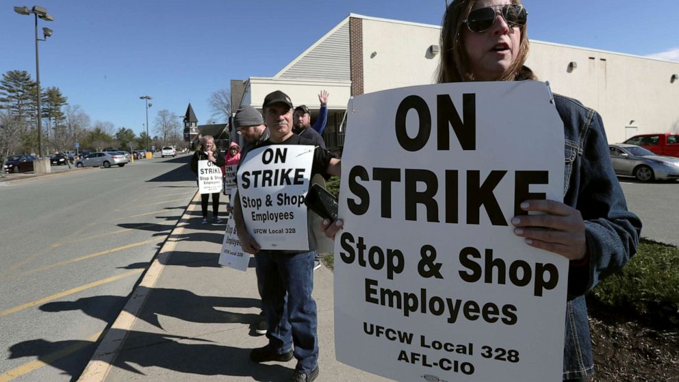 Pete Buttigieg backs Stop & Shop strike, following Biden and Warren Pete Buttigieg backs Stop & Shop strike, following Biden and Warren