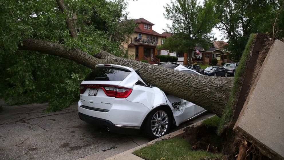 Over 1 million without power in wake of severe storms in Midwest - ABC News