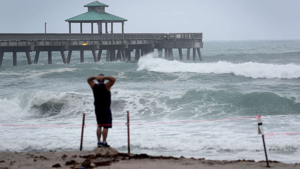 Tropical Storm Isaias Nears Florida Before Heading For The Carolinas Good Morning America 4333