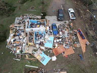 Tornado outbreak live updates: 40 tornadoes, 34 dead in cross-country storm system