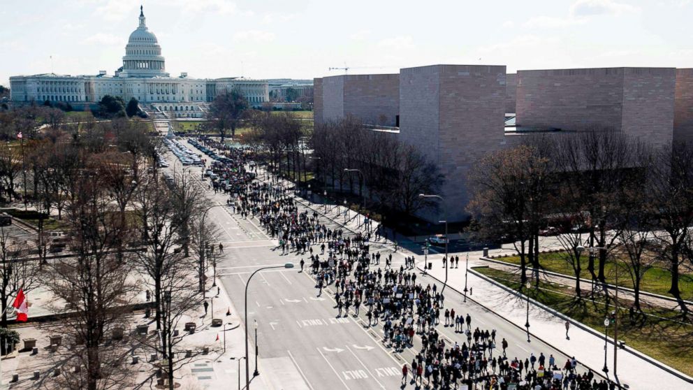 PHOTO: Thousands of local students march down Pennsylvania Avenue to the U.S. Capitol during a nationwide student walkout for gun control in Washington, D.C., March 14, 2018.