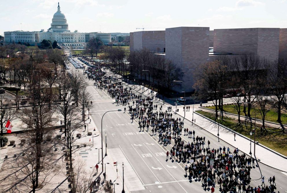 PHOTO: Thousands of local students march down Pennsylvania Avenue to the U.S. Capitol during a nationwide student walkout for gun control in Washington, D.C., on March 14, 2018.