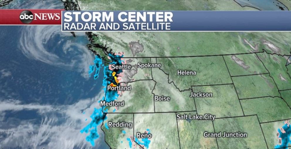 PHOTO: Rain is moving into the Pacific Northwest on Sunday morning.