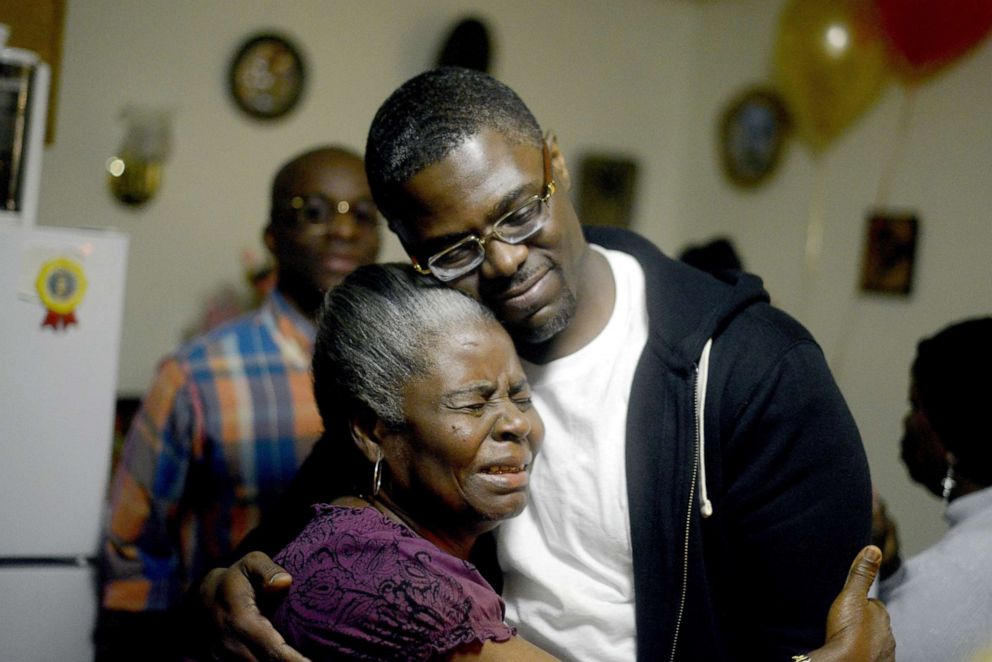 PHOTO: Sundhe Moses, 37, reunited with h is mother Elaine at his mother's home in Brooklyn, Dec. 3, 2013.