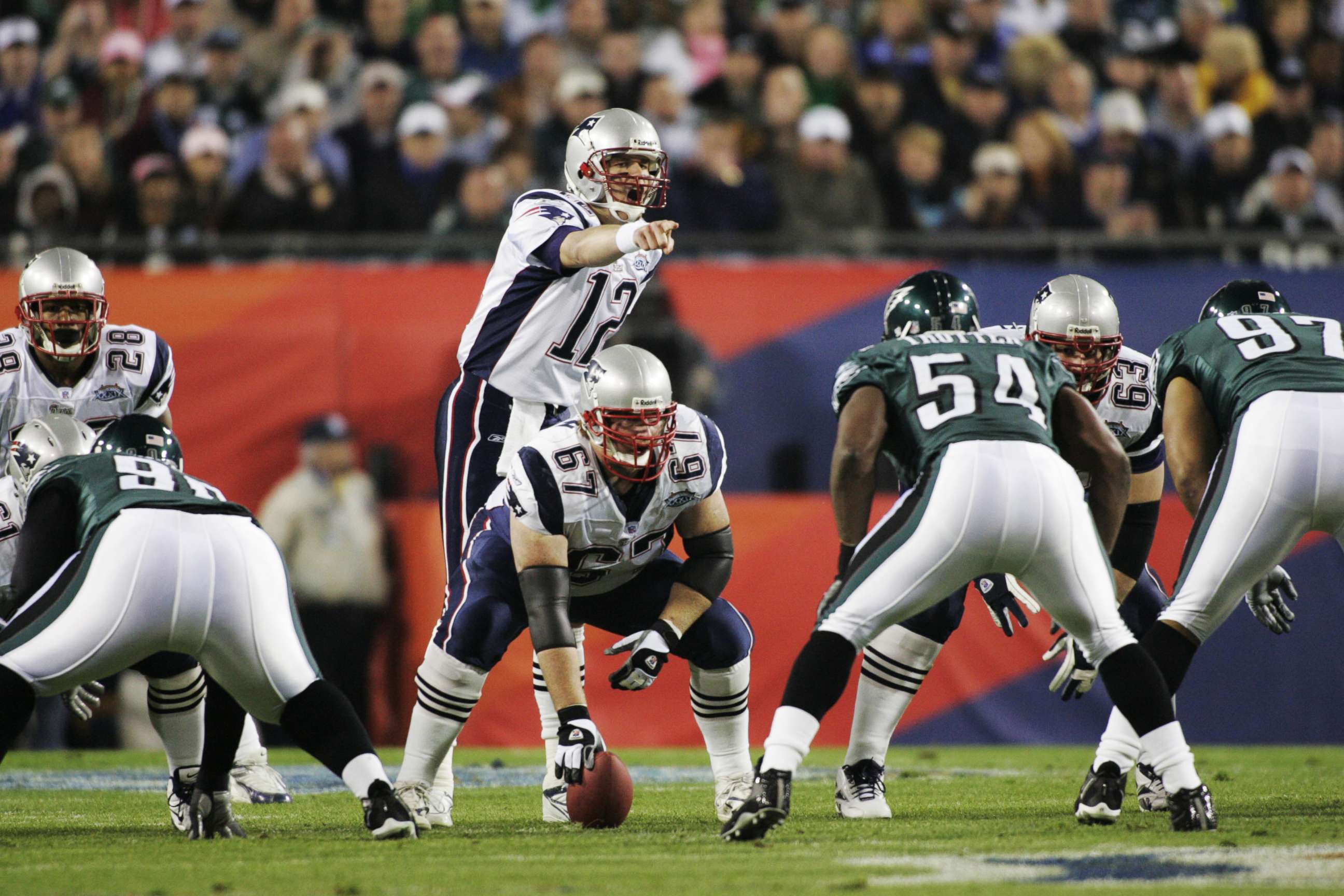 PHOTO: NFL Football Super Bowl Philadelphia Eagles against New England Patriots Tom Brady, Dan Koppen during the Super Bowl 39 in Jacksonville, Fla., Feb.6, 2005 at ALLTEL Stadium.
