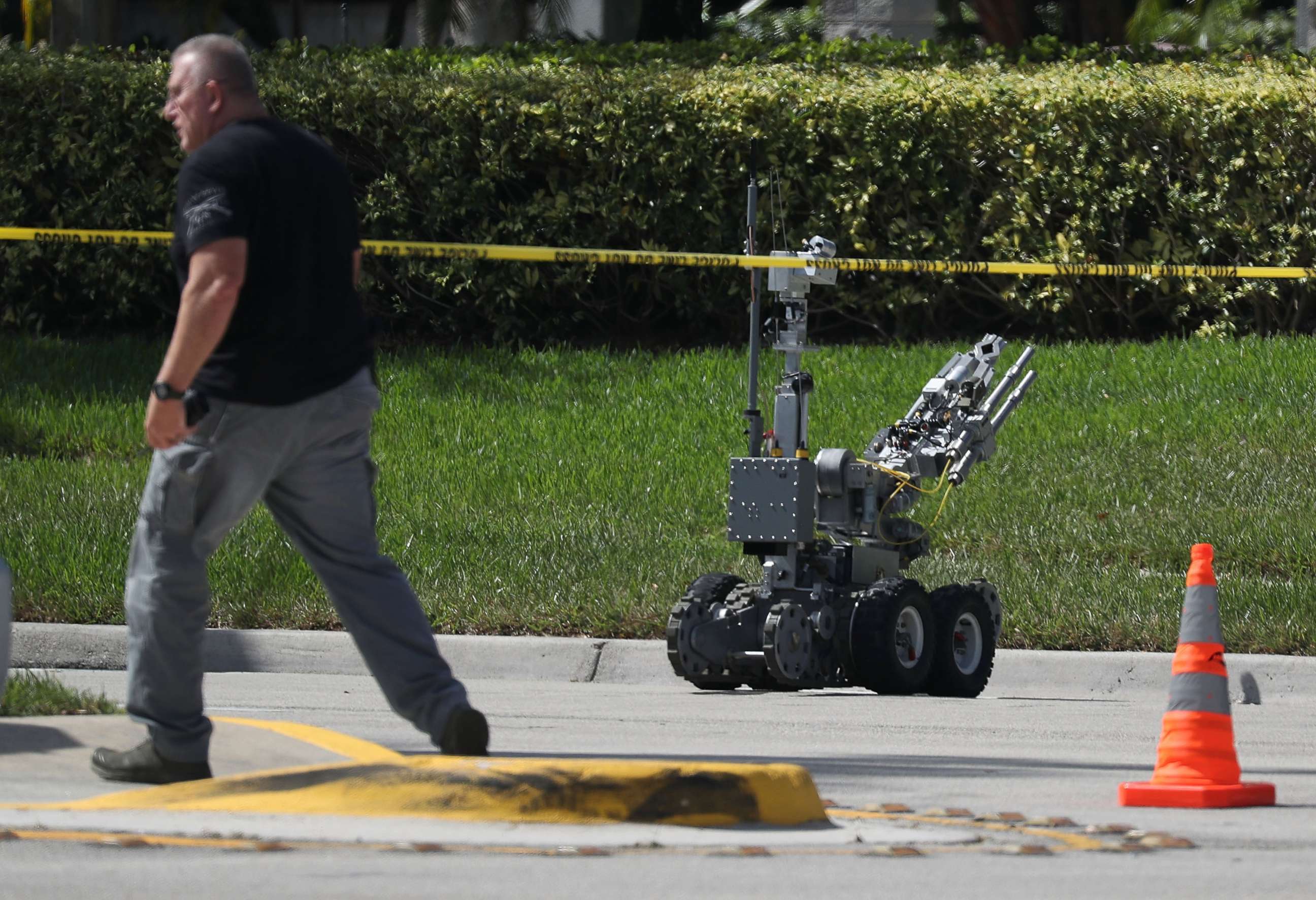 PHOTO: The Broward Sheriff's Office bomb squad deploys a robotic vehicle to investigate a suspicious package in the building where Rep. Debbie Wasserman Schultz has an office, Oct. 24, 2018, in Sunrise, Fla.