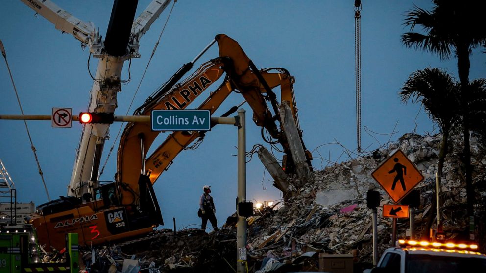 PHOTO: Search and rescue teams continue to work in the rubble at the site of the collapsed Champlain Towers South condo in Surfside, Fla., July 6, 2021.