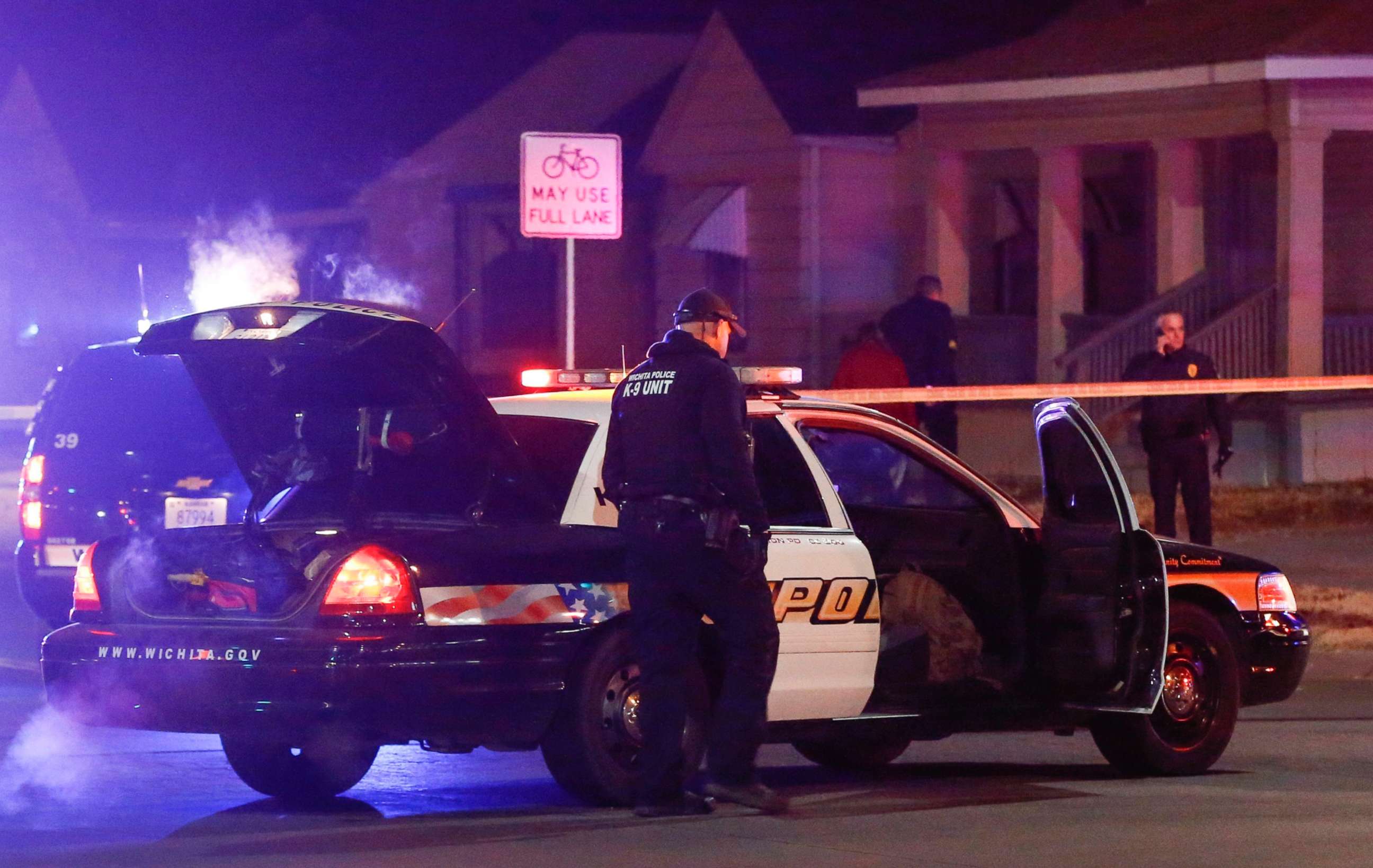 PHOTO: Wichita police investigate a call of a possible hostage situation near the corner of McCormick and Seneca in Wichita, Kan., on the night of Dec. 28, 2017.