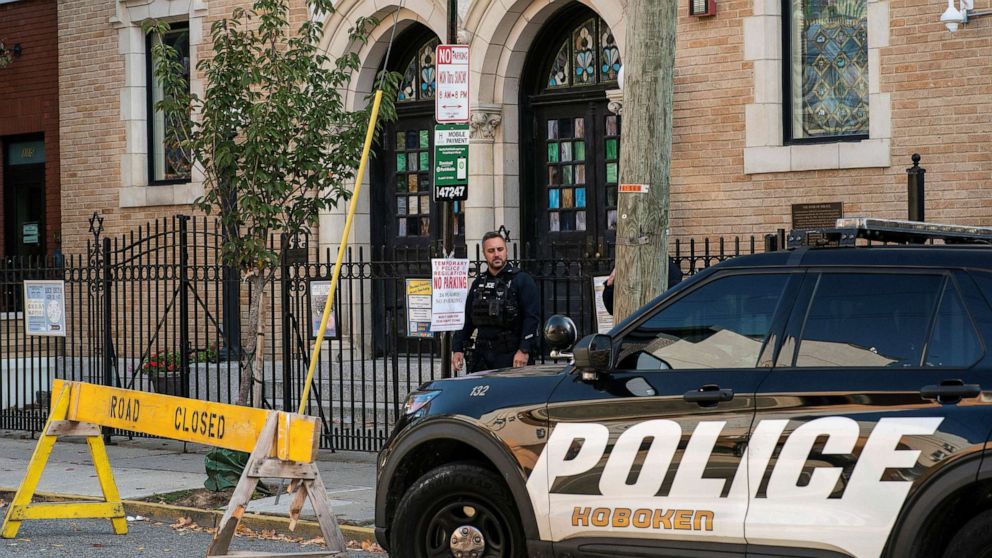 18-year-old arrested for threat that prompted FBI warning for synagogues