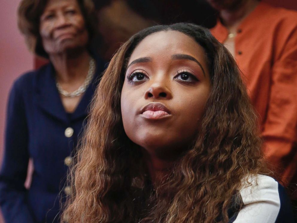 PHOTO: Activist Tamika Mallory participates in a news conference in New York City, Oct. 17, 2017.