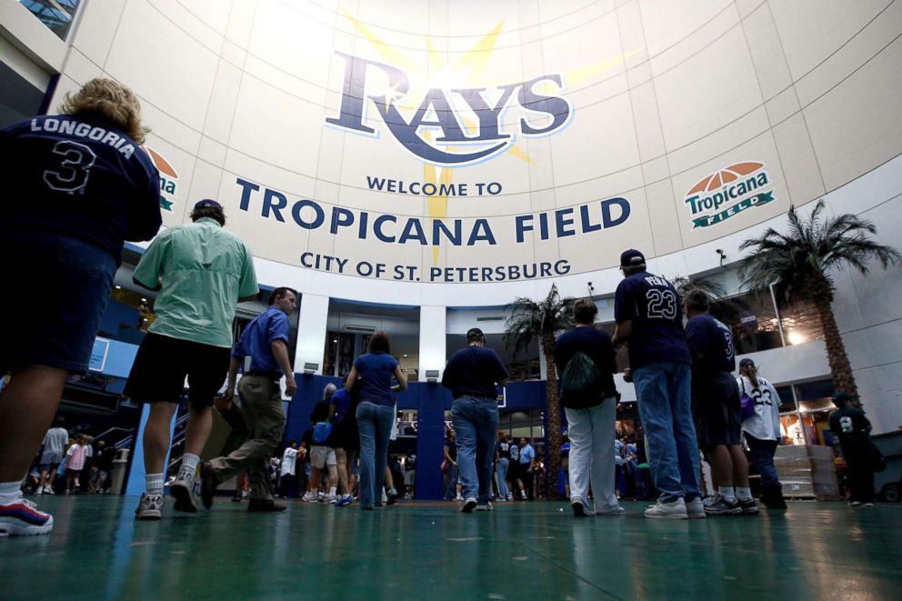PHOTO: Fans make their way into the stadium prior to game two of the 2008 MLB World Series between the Philadelphia Phillies and the Tampa Bay Rays,Oct. 23, 2008 at Tropicana Field in St. Petersburg, Florida. 