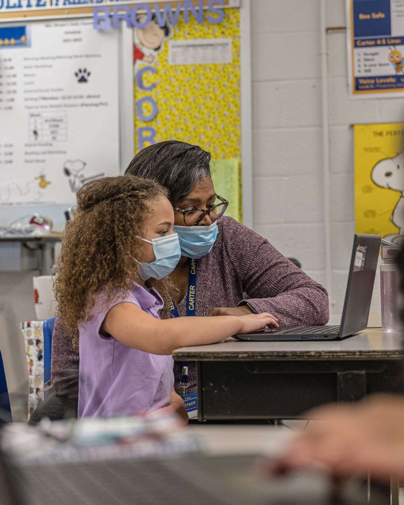How school districts and states are trying to attract teachers during the  pandemic - ABC News