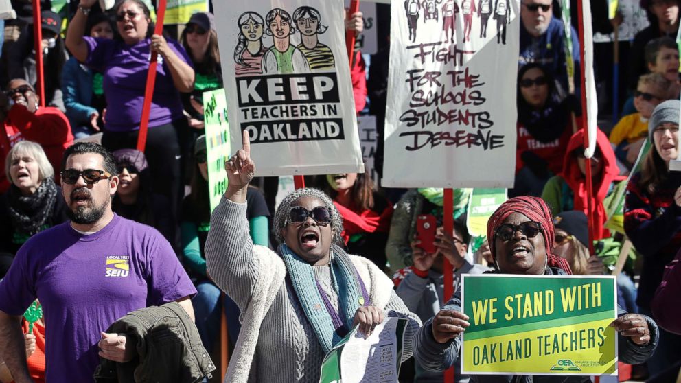 PHOTO: Teachers, students and supporters rally at Frank Ogawa Plaza in front of City Hall in Oakland, Calif., Feb. 21, 2019.