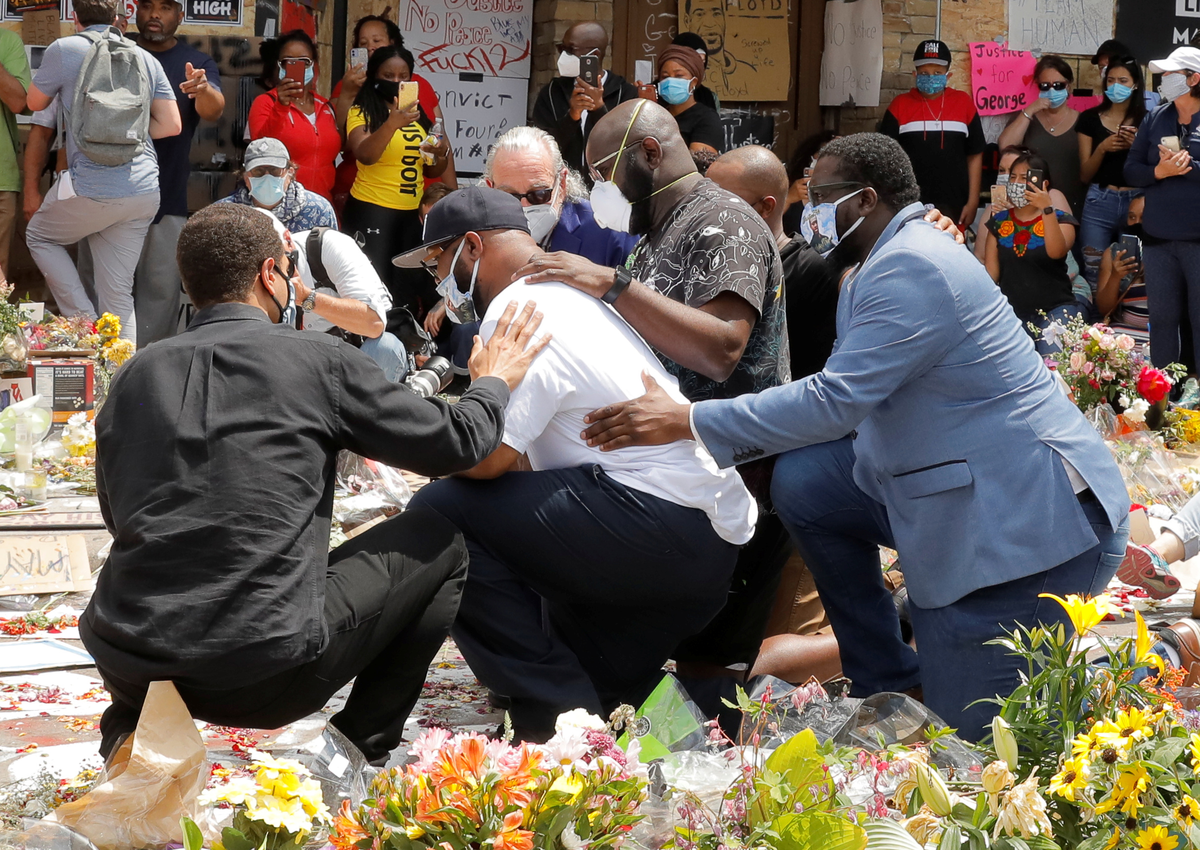 PHOTO: Terrence Floyd, brother of George Floyd, reacts at a makeshift memorial honouring George Floyd, at the spot where he was taken into custody, in Minneapolis, Minnesota, June 1, 2020.