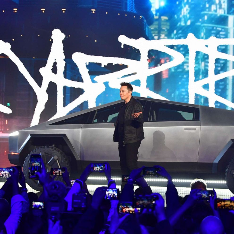 Tesla Debuts Futuristic New Electric Pickup Cybertruck To