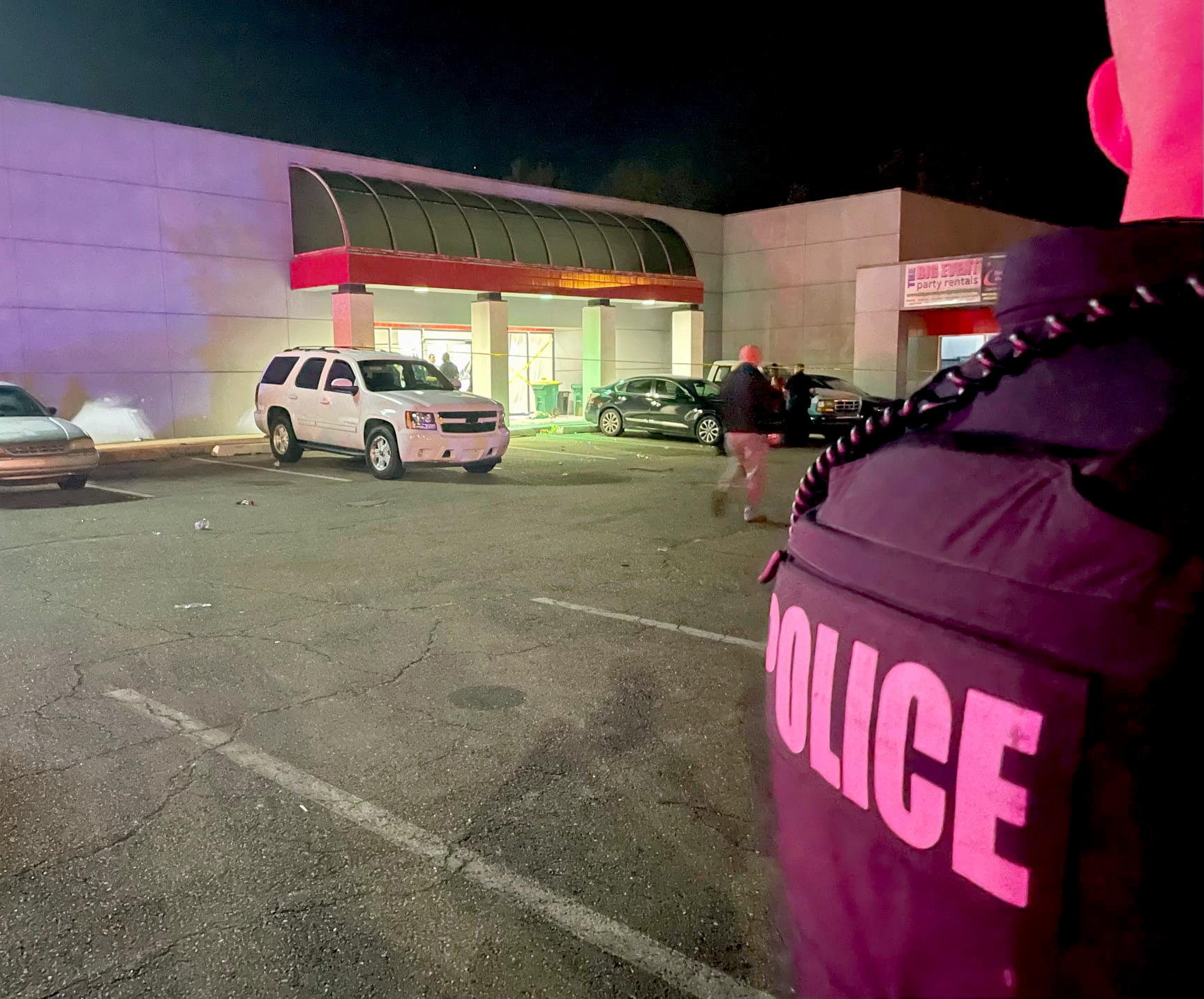PHOTO: Police respond to a shooting at a Halloween party in Texarkana, Texas, Oct. 30, 2021.