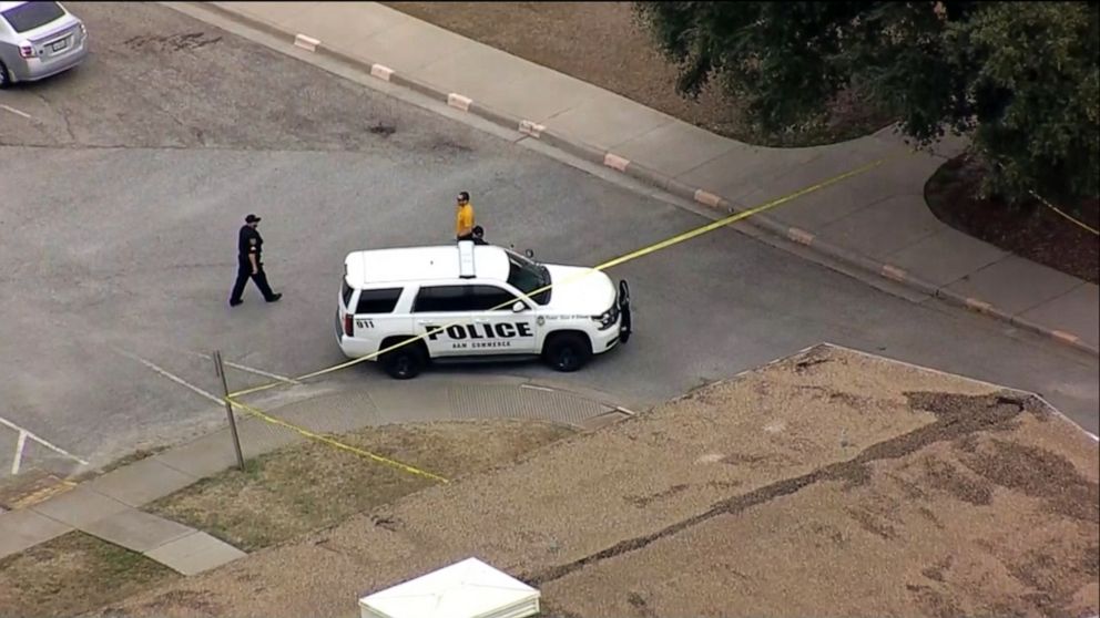 PHOTO: Police officers respond after reports of a shooting at a residence hall at Texas A&M University's campus in Commerce, Texas, on Feb. 3, 2020.