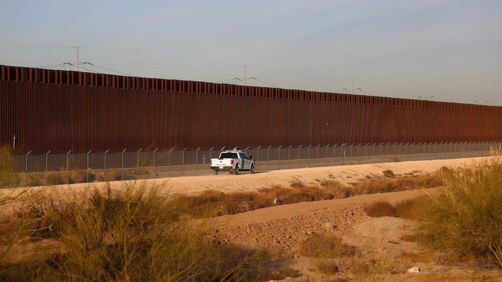 PHOTO: US-MEXICO-POLITICS-BORDER-IMMIGRATION