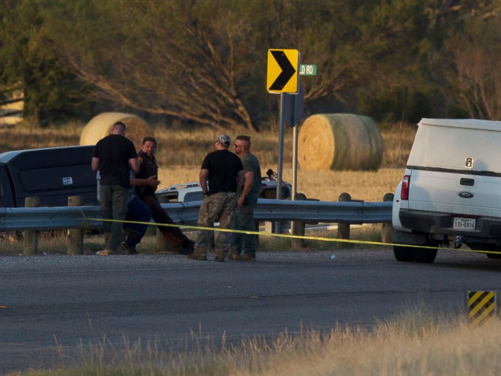 PHOTO: Authorities work the scene where the suspect of a deadly church shooting was found dead in his vehicle near the intersection of FM 539 and Sandy Elm Road in Guadalupe County, Texas, Nov. 5, 2017.