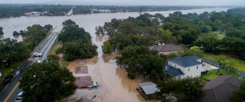 At least 1 dead in Texas flooding that caused bridge collapse, breached ...