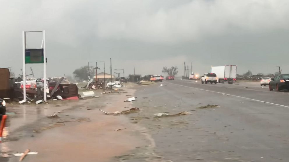 Tornado strikes tiny Texas town, killing at least 4, amid crosscountry