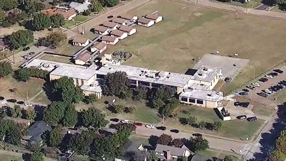 PHOTO: John W Carpenter Elementary School, the scene of an accidental gun discharge, stands in Dallas, Texas, Oct. 13, 2022.