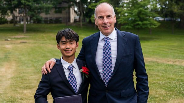 Thai cave survivor reunites with rescuer at high school graduation 5 years later - Vimarsana News