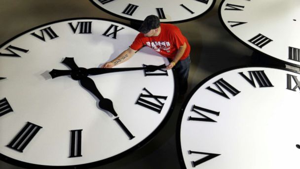 As Daylight Saving Time Approaches Some States Want To Make Switch Permanent Abc News