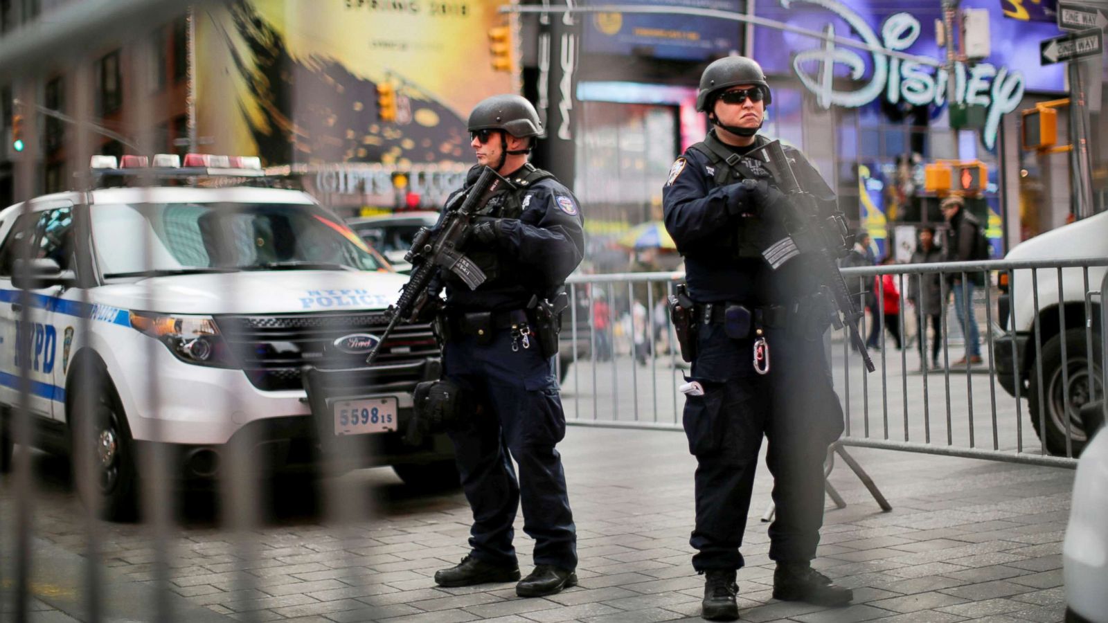 Unprecedented security precautions expected in Times Square on New