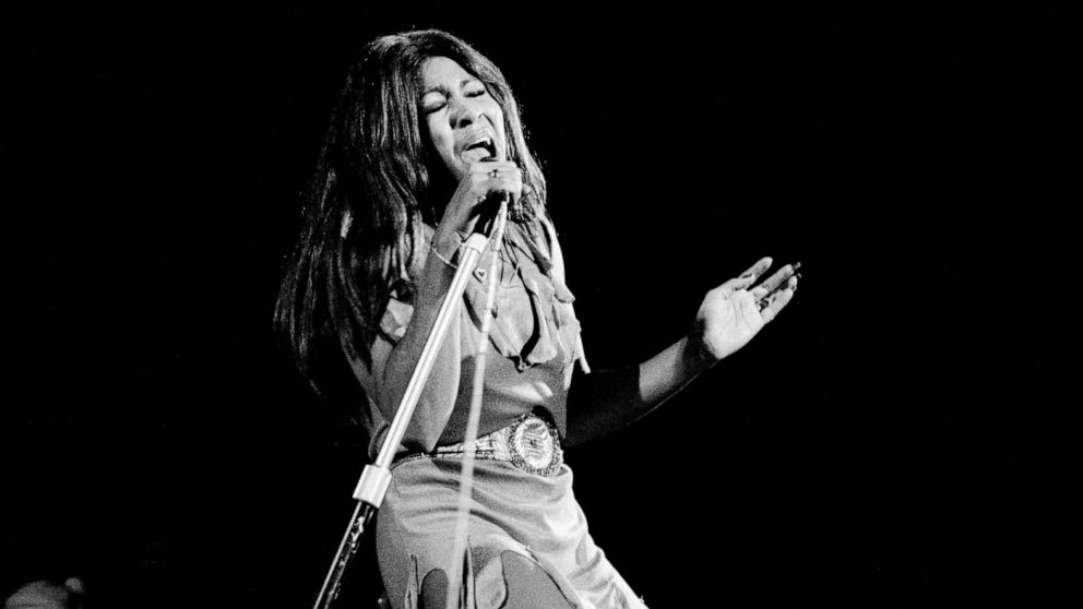PHOTO: Tina Turner performs on stage with Ike & Tina Turner in 1972 in Copenhagen, Denmark. 