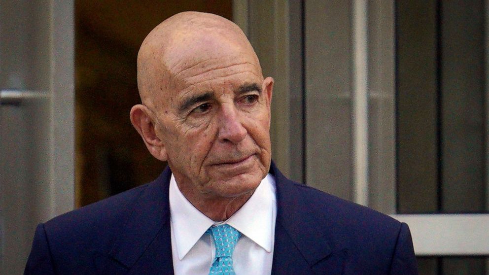 PHOTO: Tom Barrack exits Brooklyn Federal Court on Oct. 21, 2022, in New York.