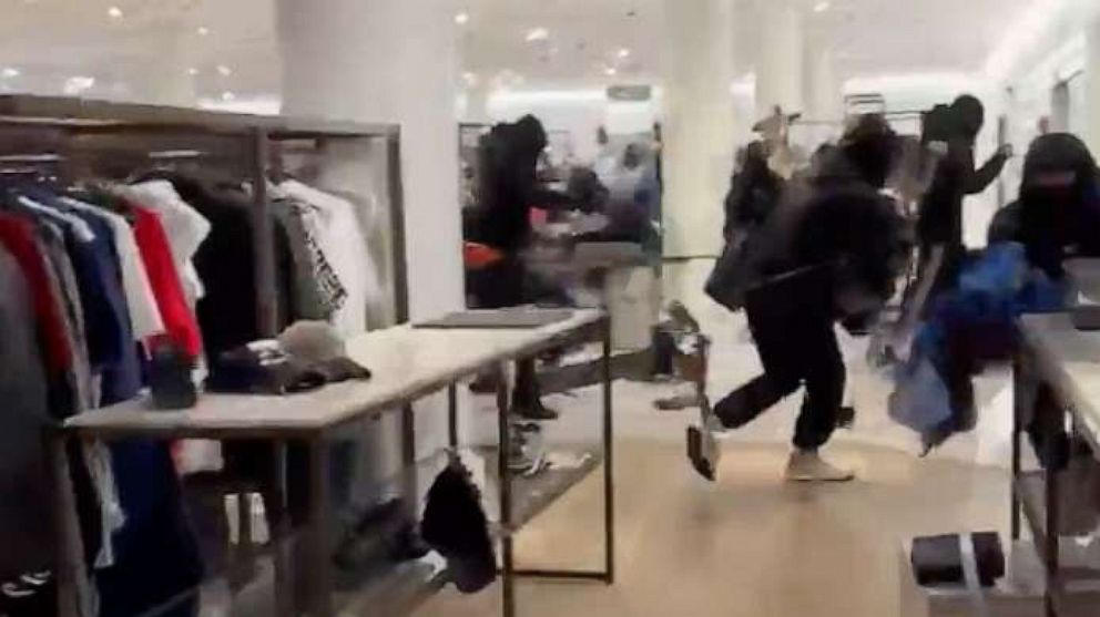 Caught on video: Dozens of thieves ransack a Nordstrom in Los Angeles