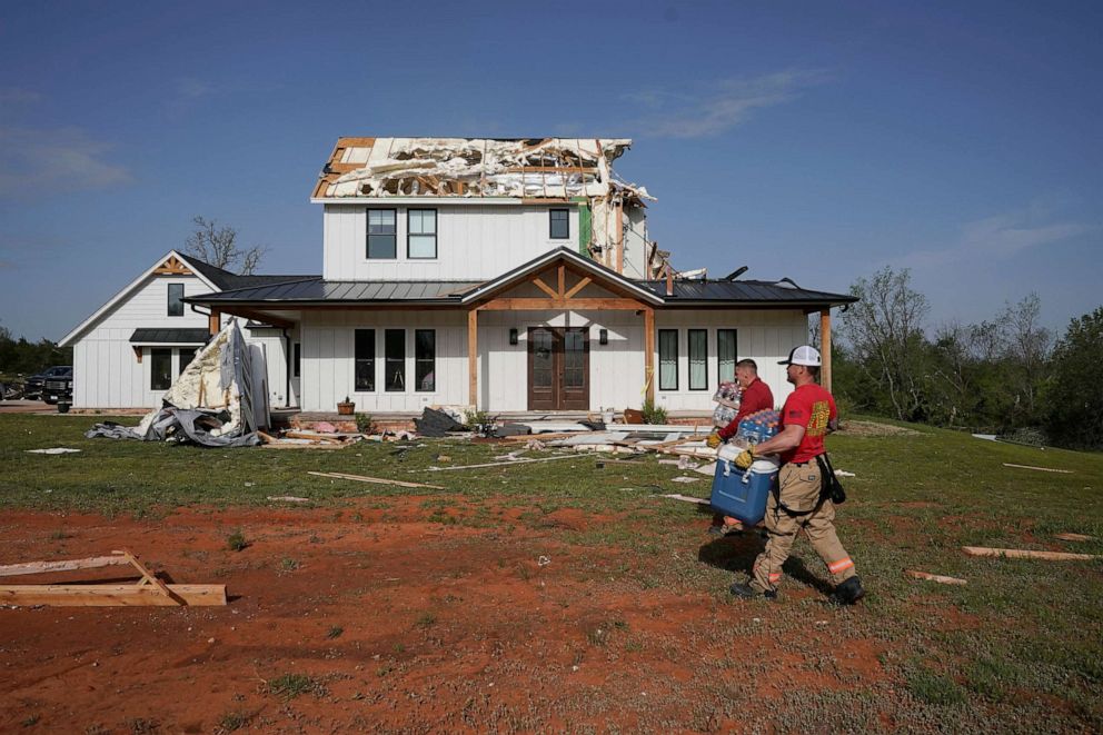 3 Dead After 8 Tornadoes Hit Oklahoma, Officials Say - ABC News