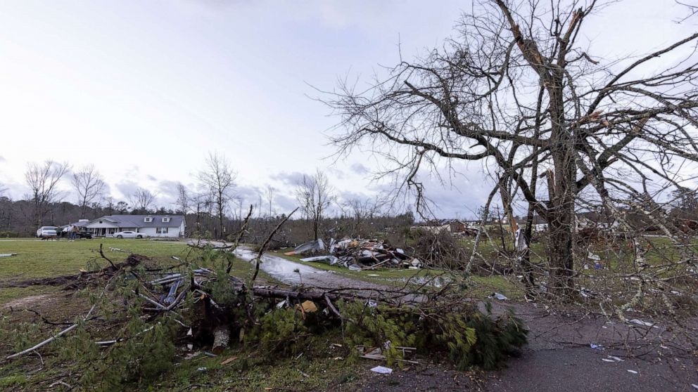 Alabama, Mississippi preparing for the threat of a “violent” tornado