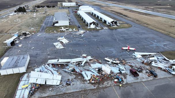 Tornadoes touch down in Midwest as storm barrels through - ABC30 Fresno