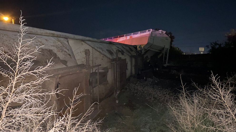 1 killed in Texas train derailment ABC7 San Francisco