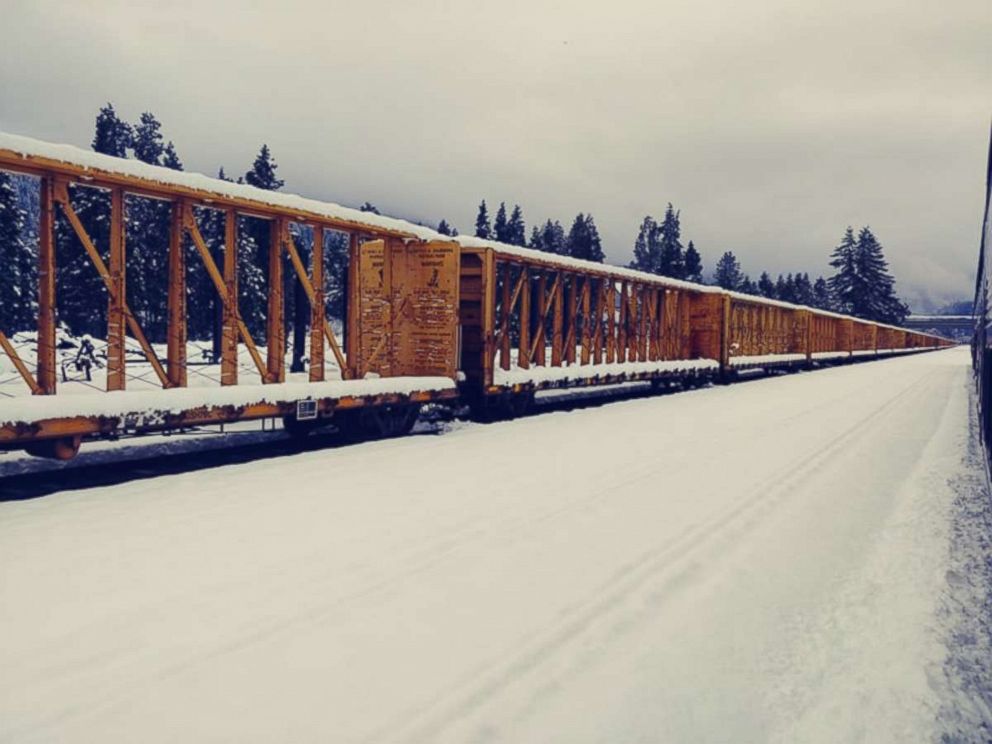 PHOTO: Passengers aboard a stranded Amtrak train near Oakridge, Ore., Feb. 25, 2019.