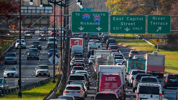 Snowstorm moving through US could disrupt holiday weekend travel