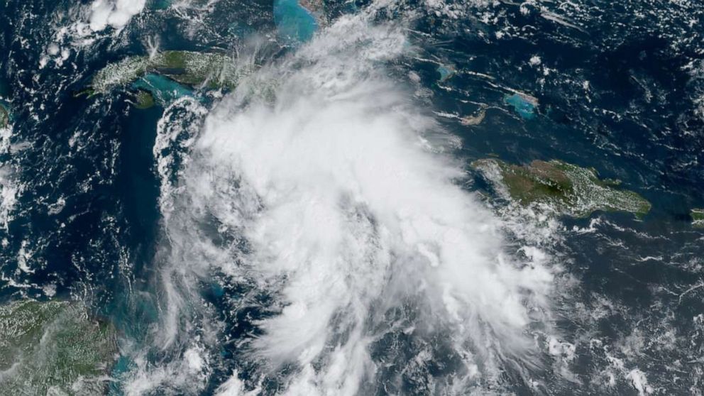 Possible hurricane takes aim on Louisiana: Latest path