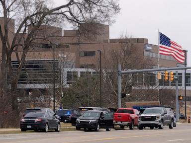 Hospital employee shoots co-worker outside building in 'targeted attack': Police