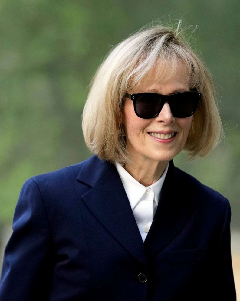 PHOTO: Former advice columnist E. Jean Carroll arrives to federal court in New York, April 26, 2023.