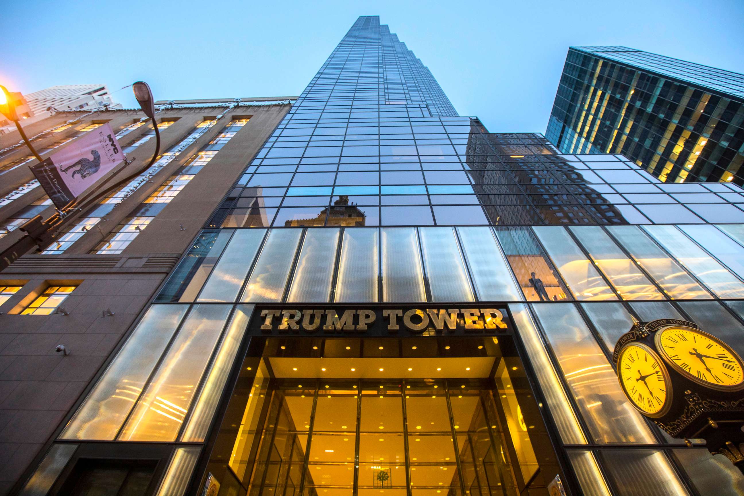 PHOTO: Trump Tower on Fifth Avenue in Manhattan, Oct. 18, 2016. 