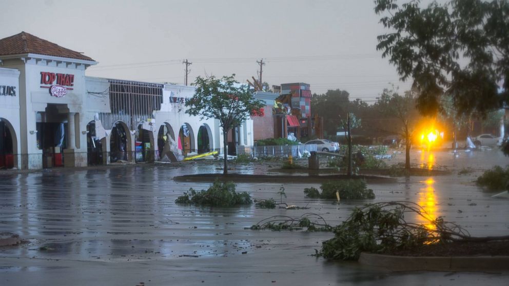 Tulsa storms leave dozens injured as floods submerge parts of Kansas