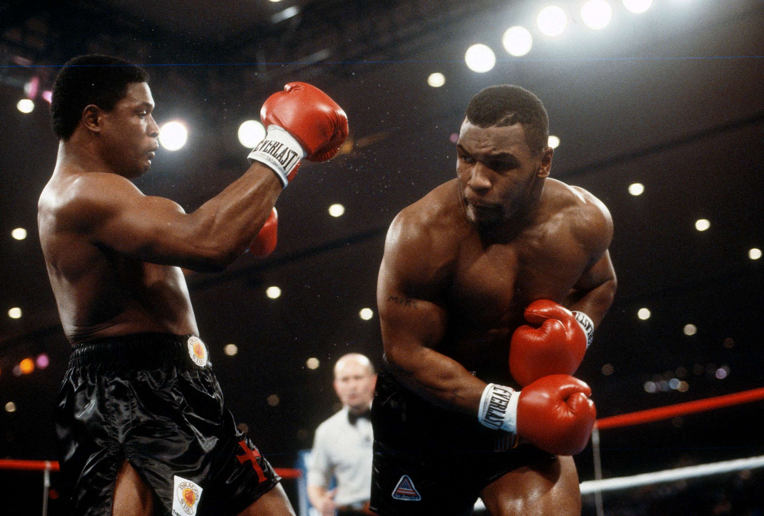 PHOTO: Mike Tyson and Trevor Berbick fights for the WBC Heavyweight title on Nov. 22, 1986 at the Las Vegas Hilton in Las Vegas.