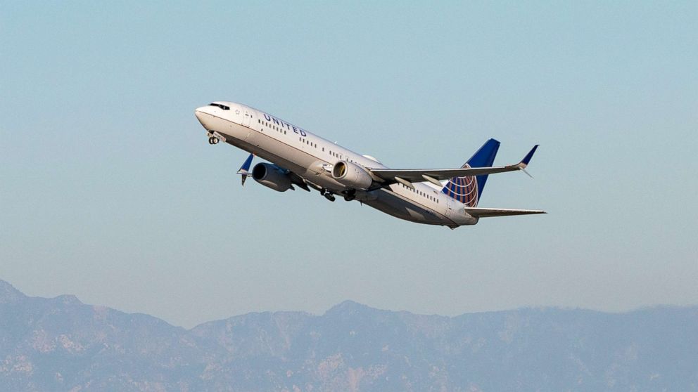 Dead man after a medical emergency on United flight