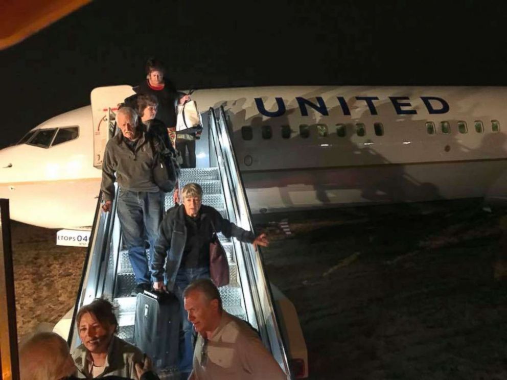 PHOTO: A United flight skidded off the runway as it landed in Green Bay on Friday morning, Feb. 23, 2018.